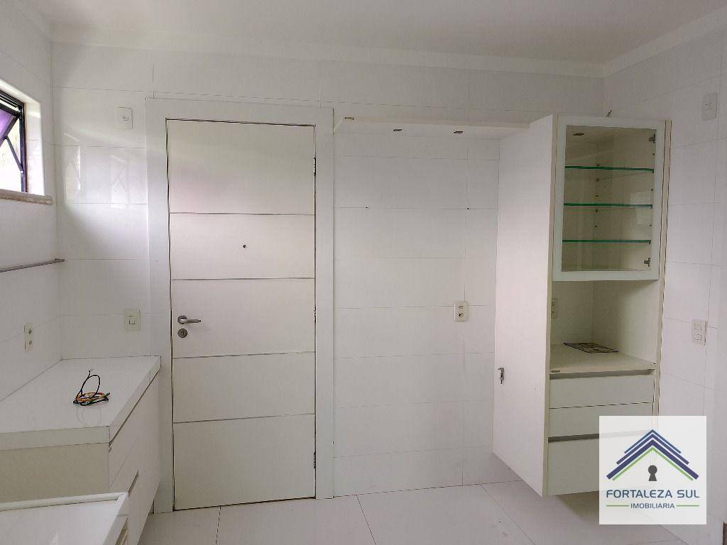 Apartamento à venda com 3 quartos, 146m² - Foto 17