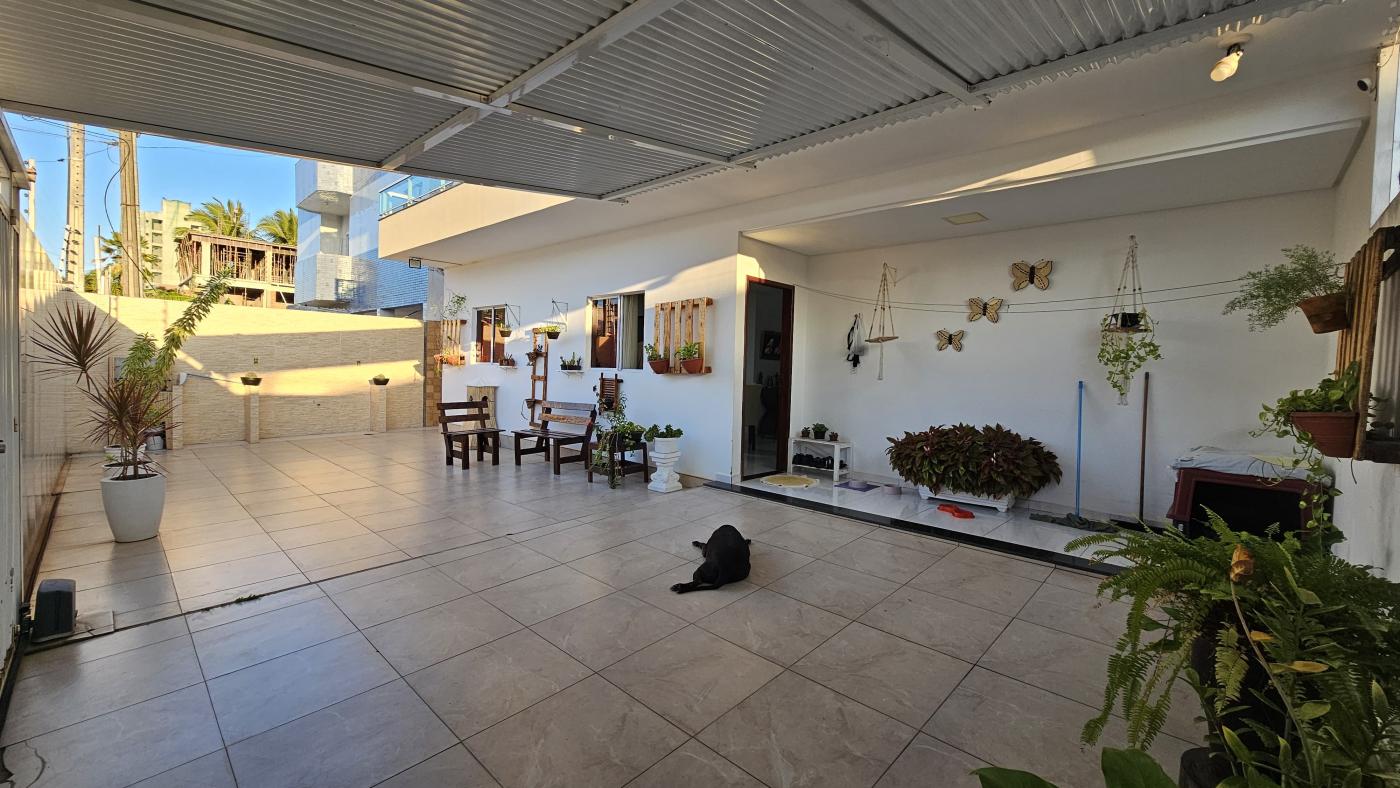 Casa à venda com 4 quartos, 142m² - Foto 13