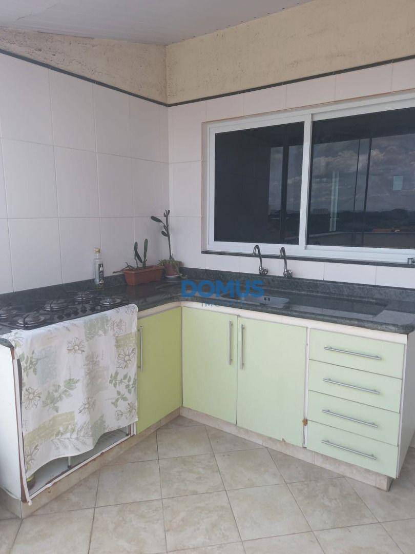 Sobrado à venda com 4 quartos, 187m² - Foto 3