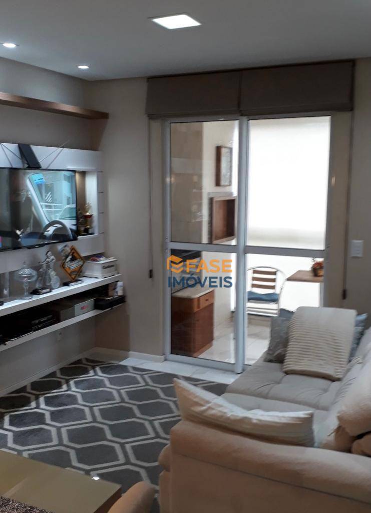 Apartamento à venda com 2 quartos, 75m² - Foto 2