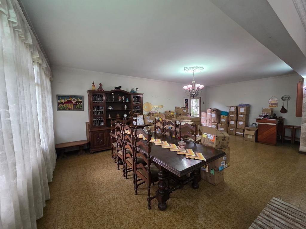 Casa à venda com 4 quartos, 896m² - Foto 8