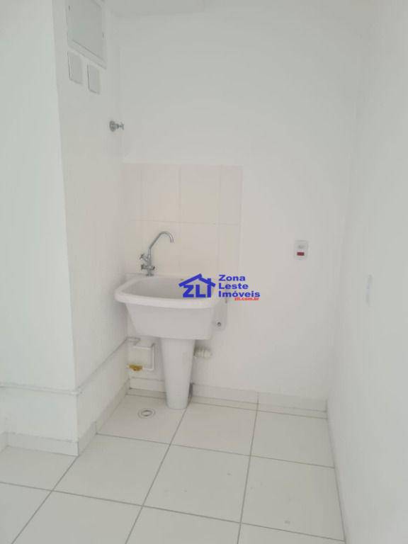 Apartamento à venda com 2 quartos, 35m² - Foto 12