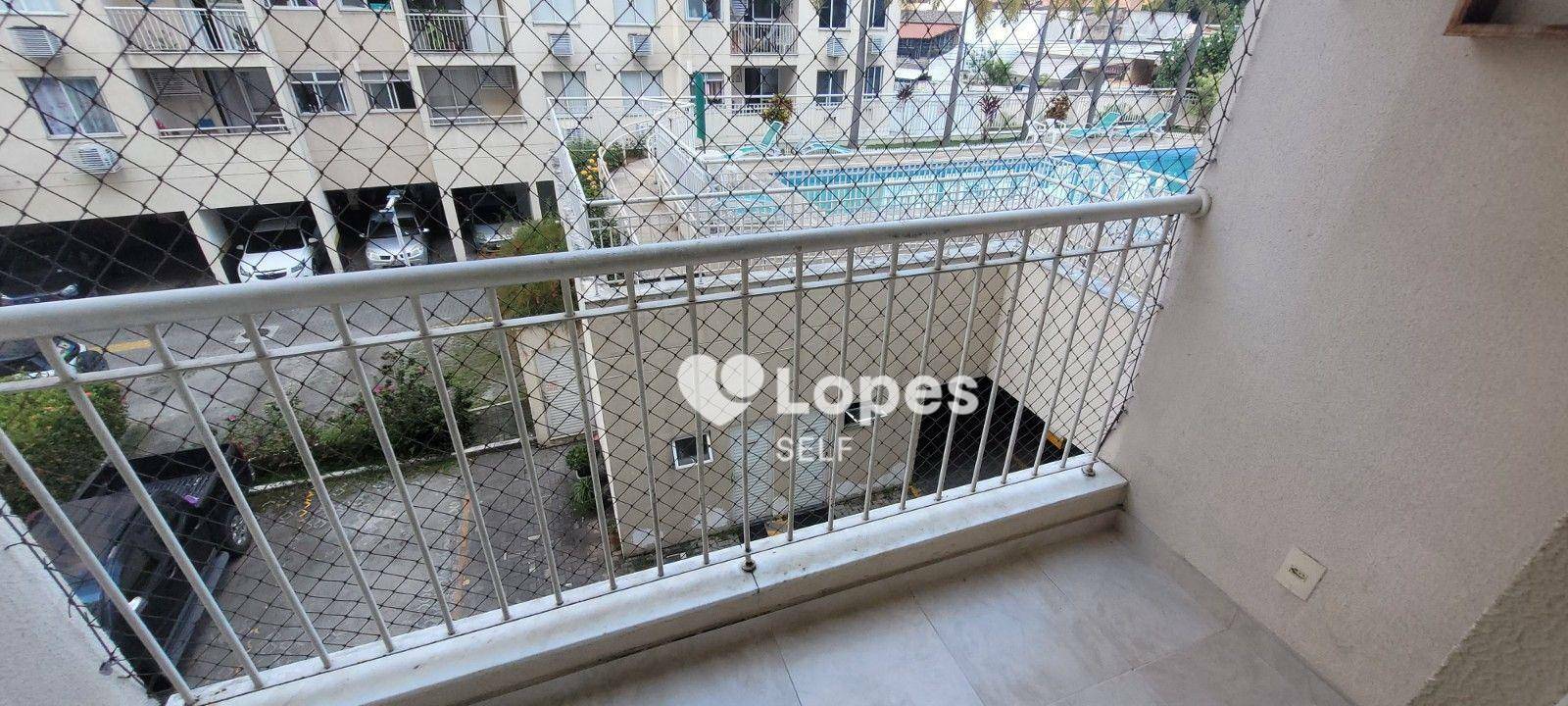 Apartamento à venda com 2 quartos, 57m² - Foto 3