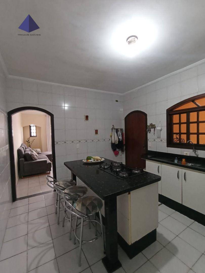 Sobrado à venda com 3 quartos, 187m² - Foto 13