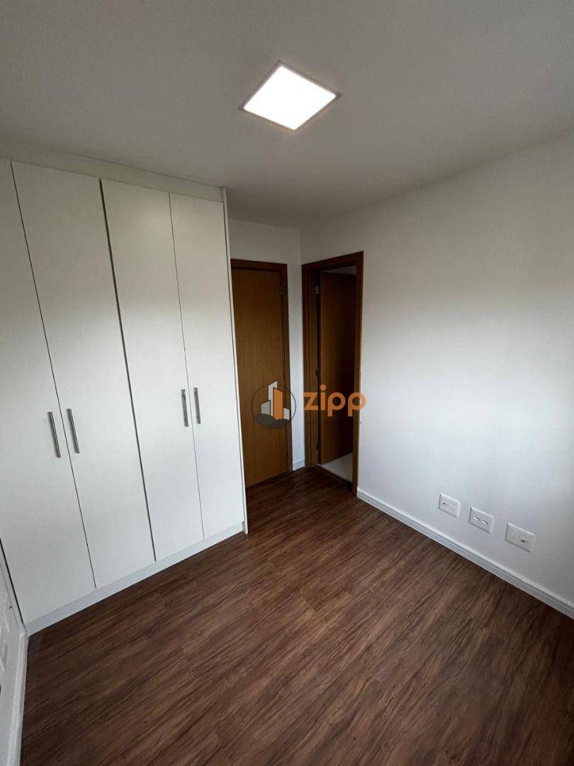 Apartamento à venda com 2 quartos, 66m² - Foto 2