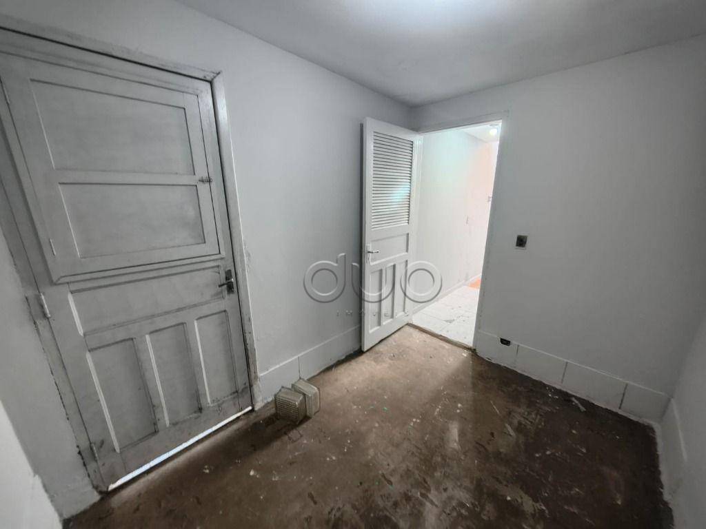 Casa para alugar com 3 quartos, 298m² - Foto 36