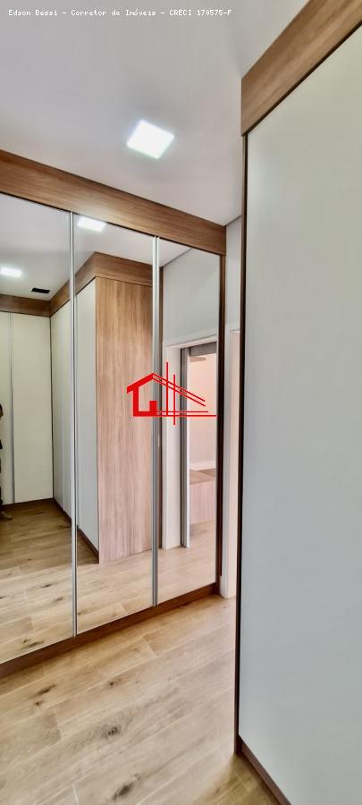 Casa de Condomínio à venda com 3 quartos, 285m² - Foto 24