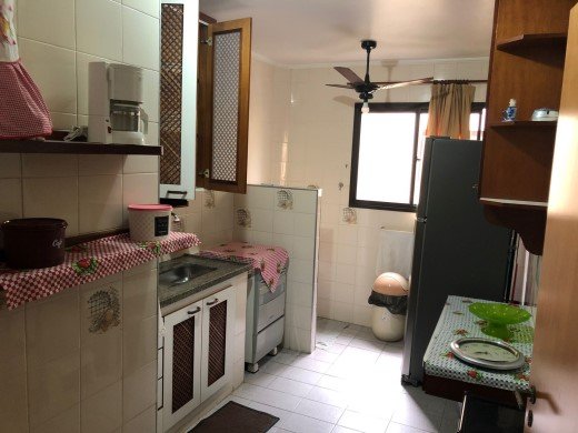 Cobertura à venda com 3 quartos, 145m² - Foto 4