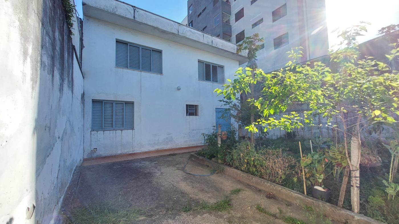 Casa à venda com 3 quartos, 500m² - Foto 25