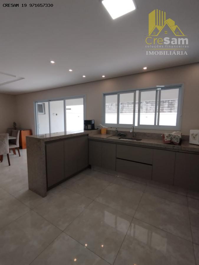 Casa para alugar com 3 quartos, 260m² - Foto 13