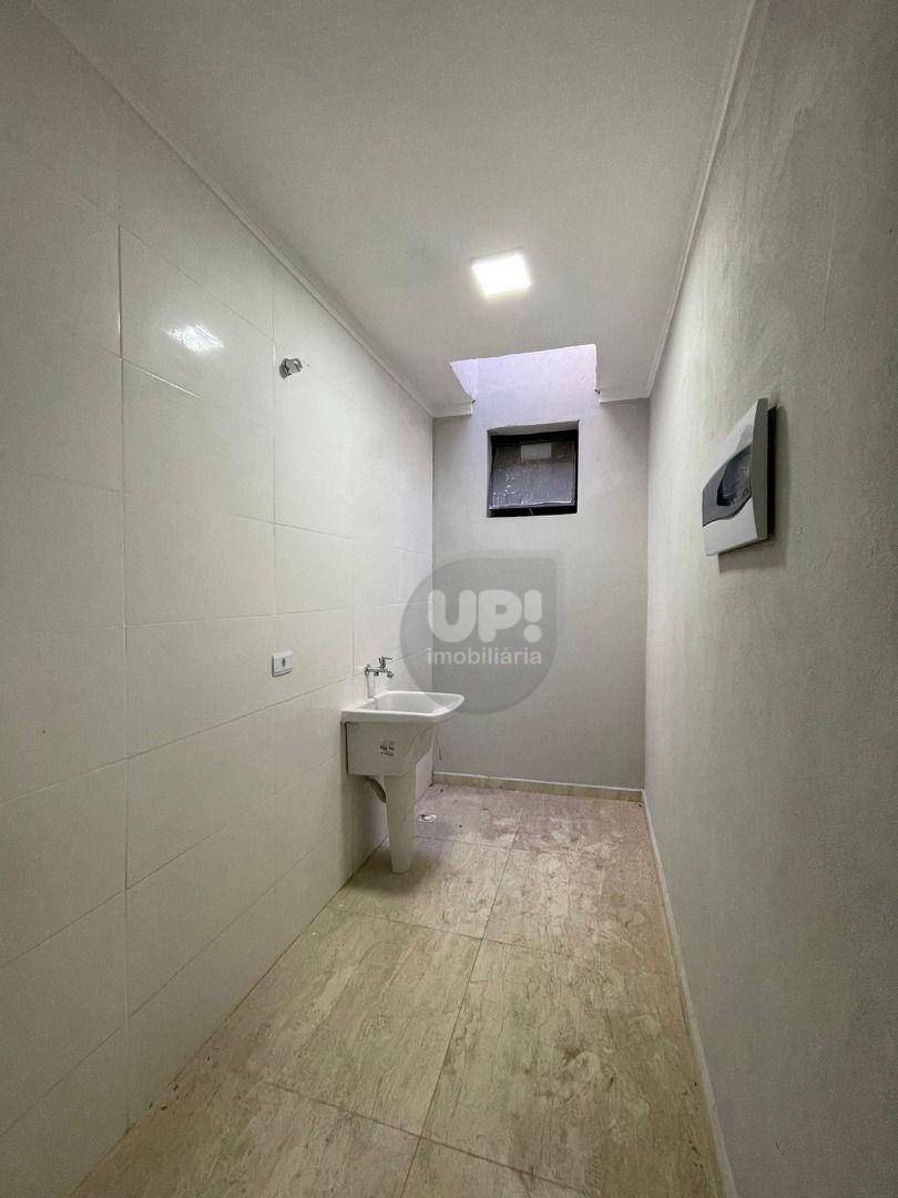 Casa à venda com 2 quartos, 140m² - Foto 7