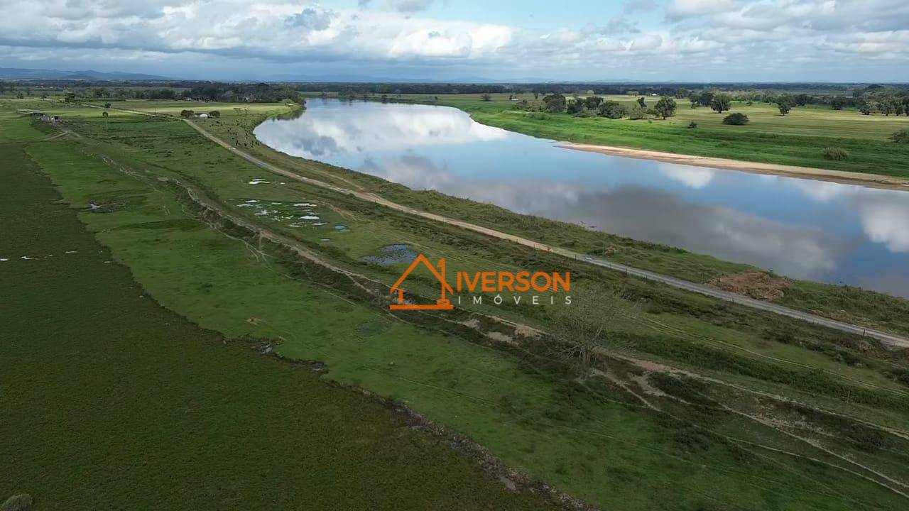 Fazenda à venda com 2 quartos, 300m² - Foto 13