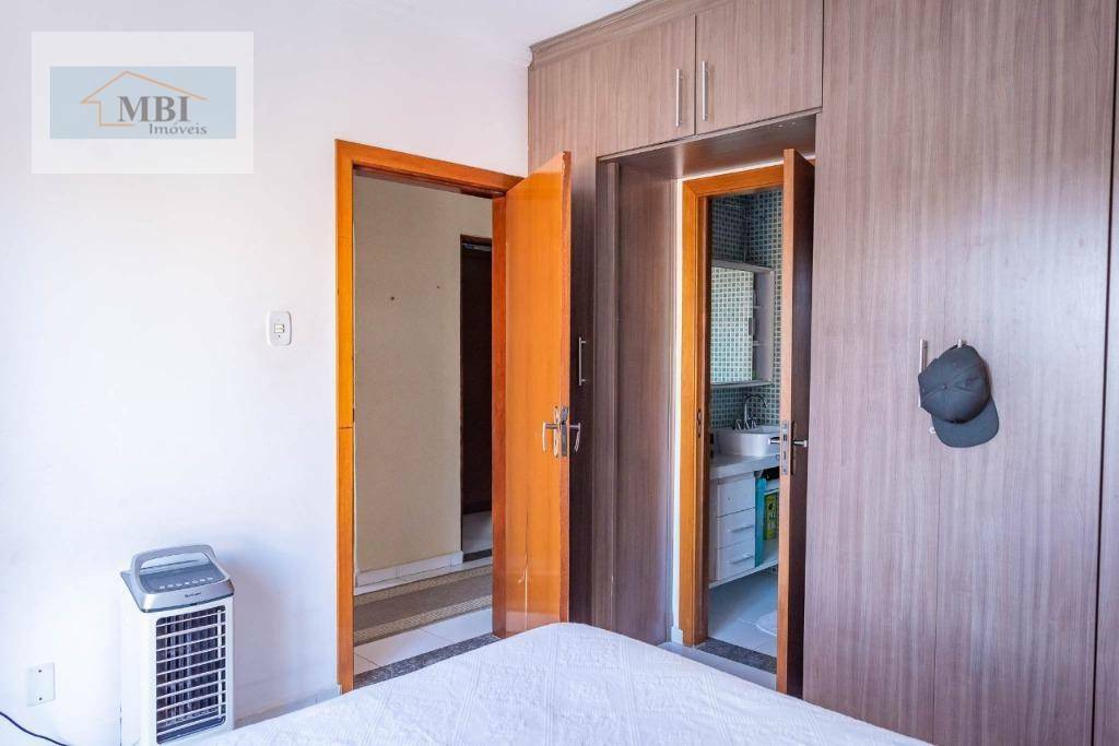 Sobrado à venda com 3 quartos, 360m² - Foto 18