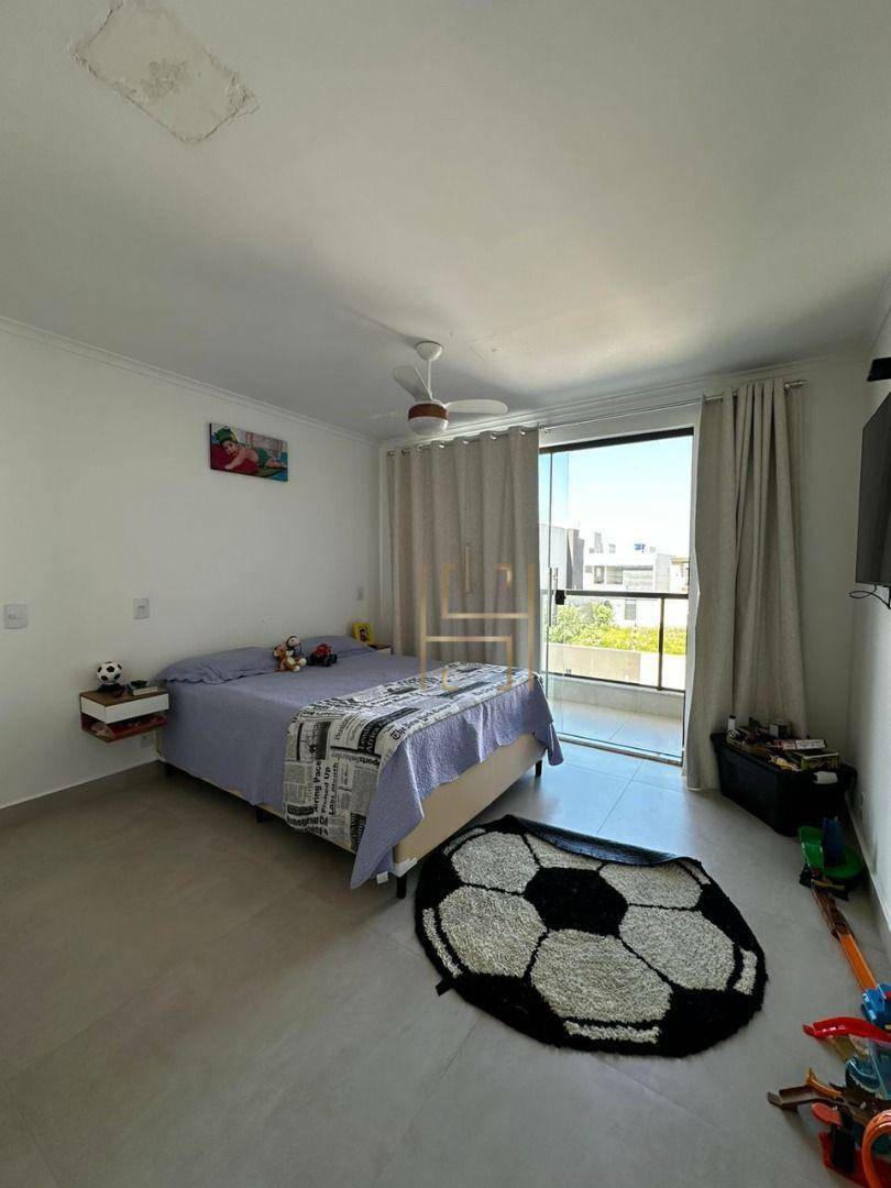 Casa à venda com 3 quartos, 210m² - Foto 4