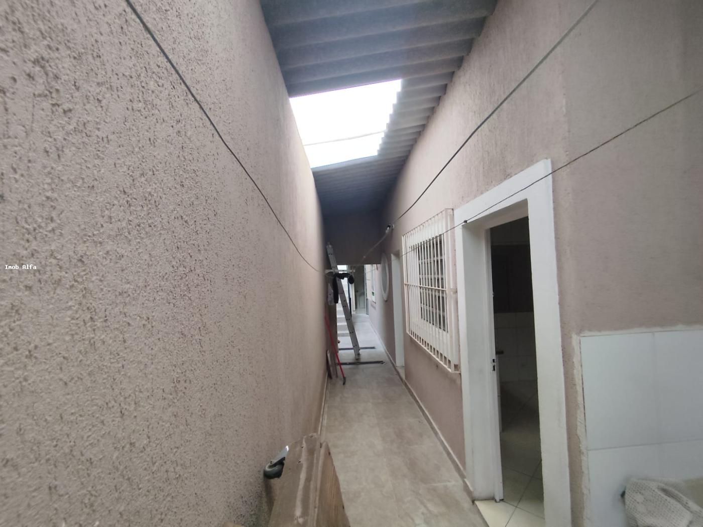 Sobrado à venda com 3 quartos, 250m² - Foto 3