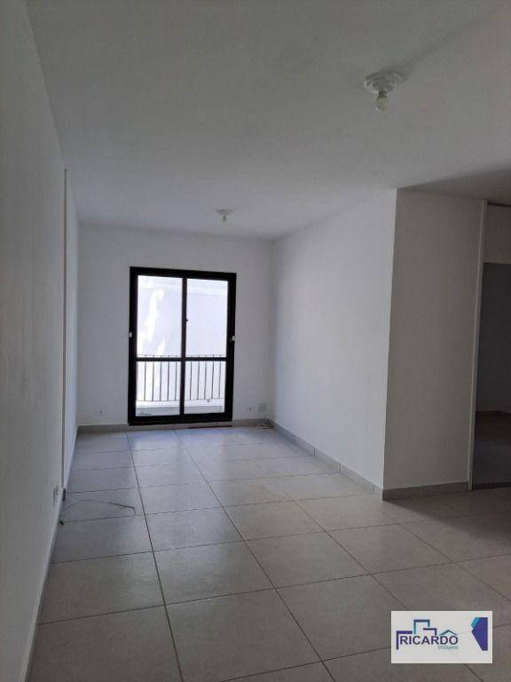 Apartamento à venda com 2 quartos, 60m² - Foto 1