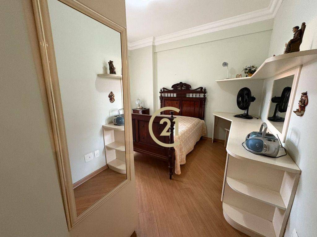Apartamento à venda com 4 quartos, 264m² - Foto 25