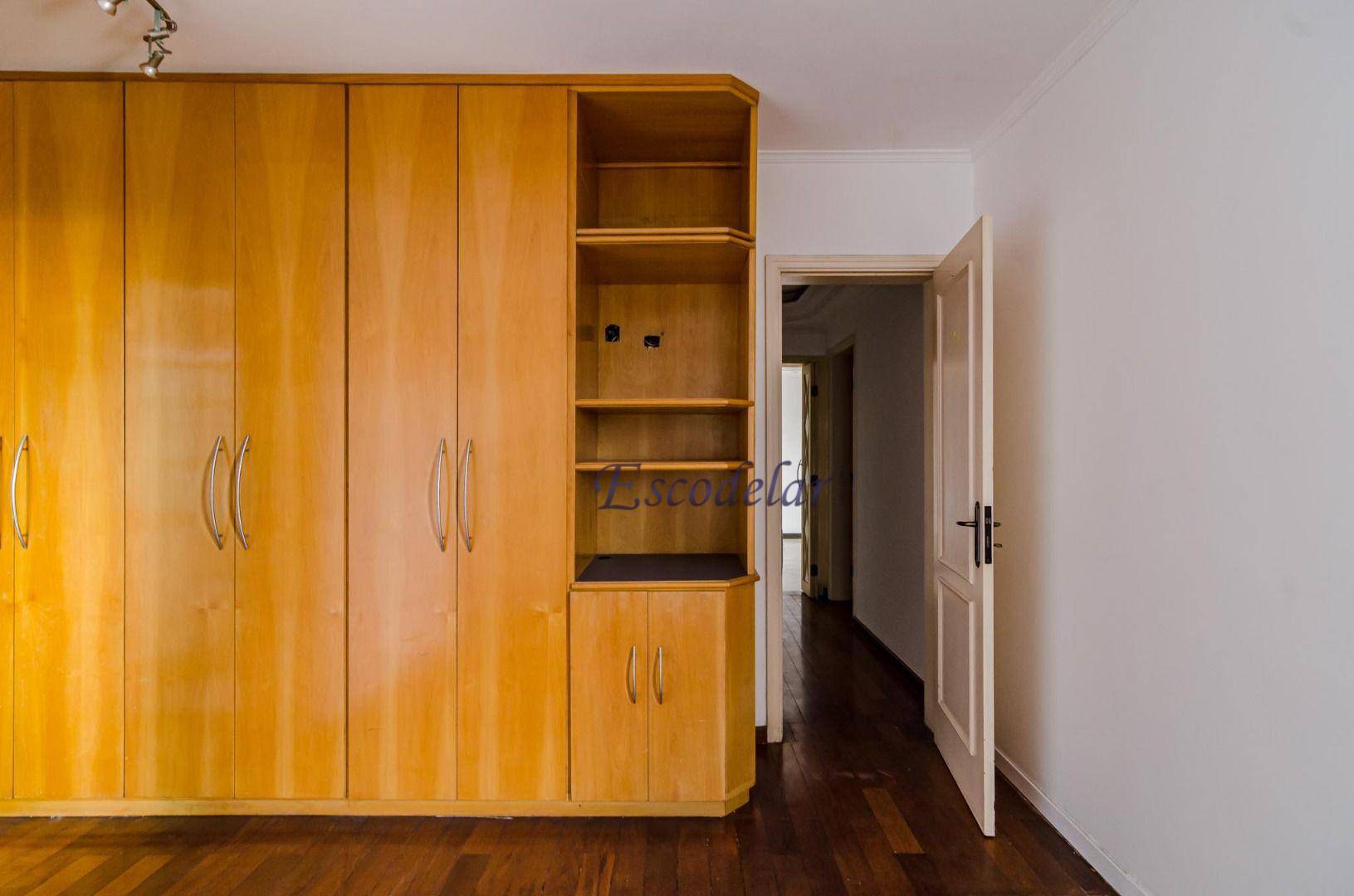 Apartamento à venda com 3 quartos, 184m² - Foto 16