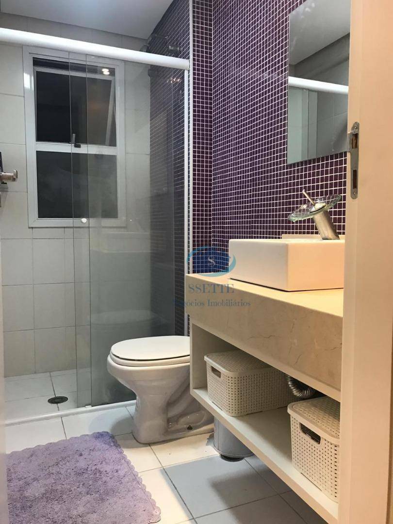 Apartamento à venda com 2 quartos, 65m² - Foto 18