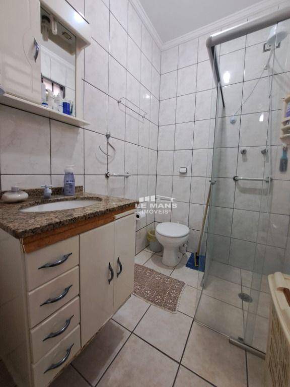 Casa, 3 quartos, 200 m² - Foto 17