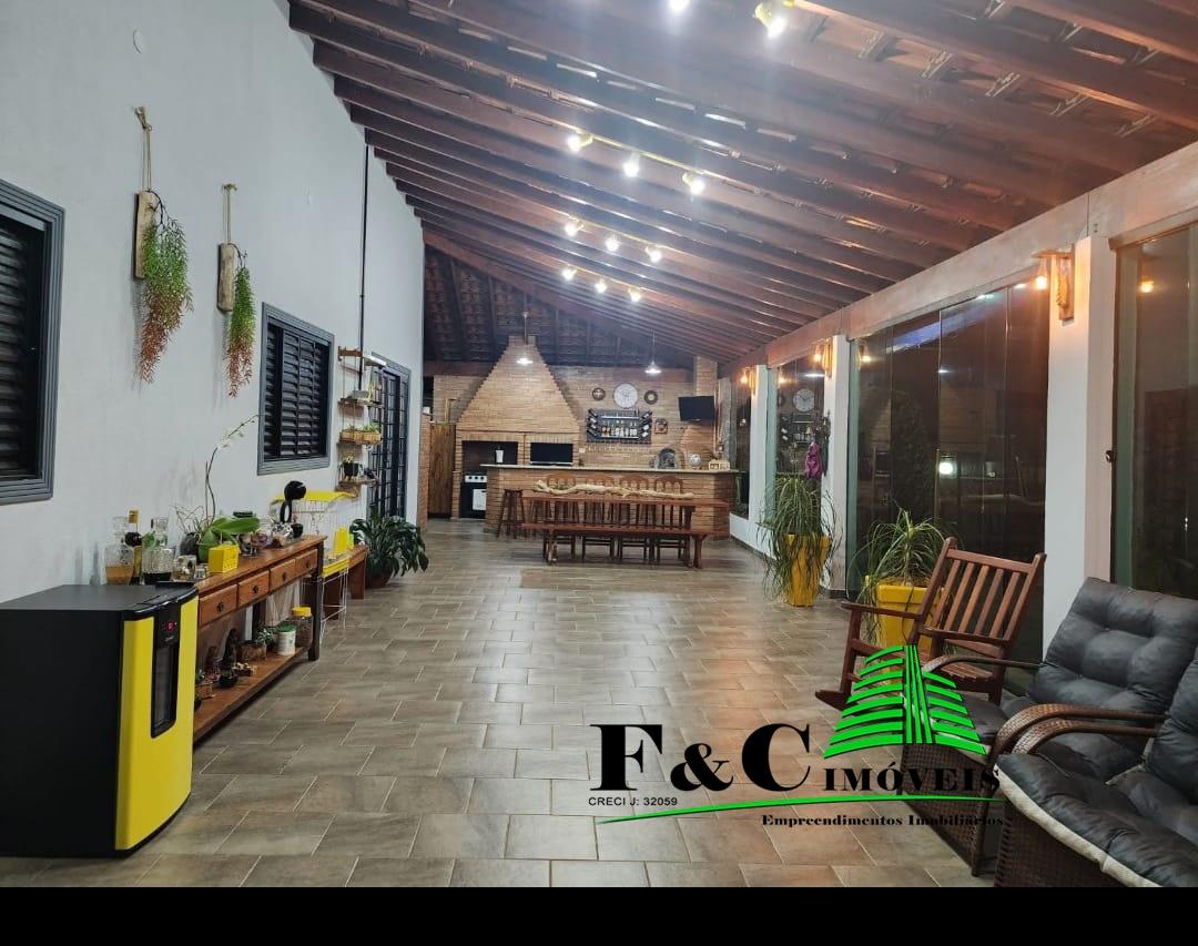 Fazenda à venda com 4 quartos, 1027m² - Foto 3