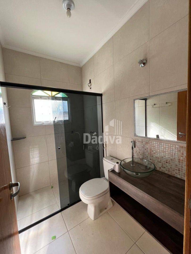 Casa à venda e aluguel com 3 quartos, 230m² - Foto 12