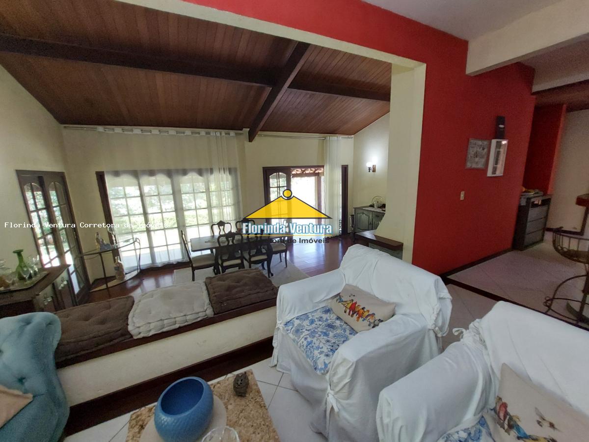 Casa de Condomínio à venda com 3 quartos, 213m² - Foto 18