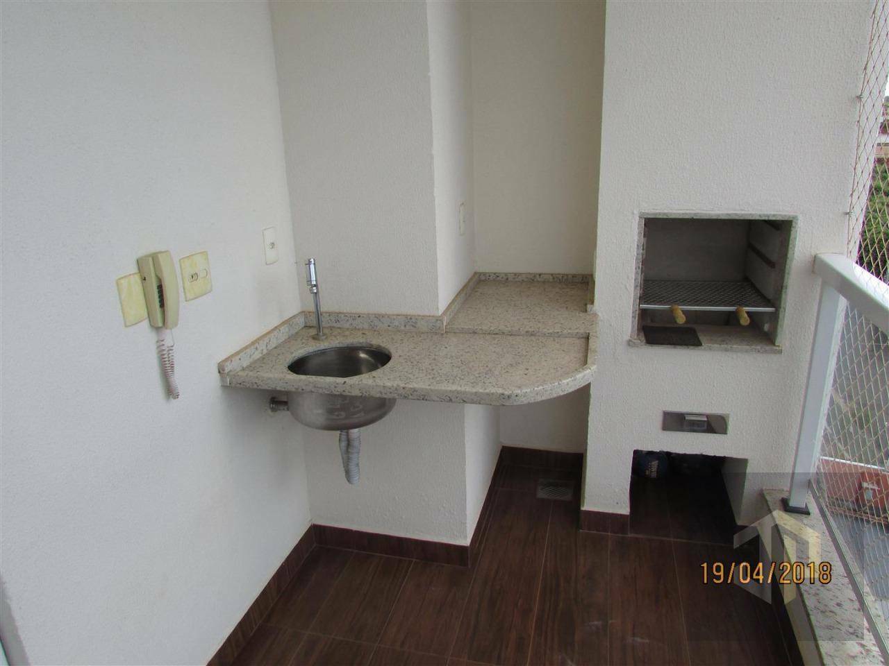 Apartamento à venda com 3 quartos, 133m² - Foto 4