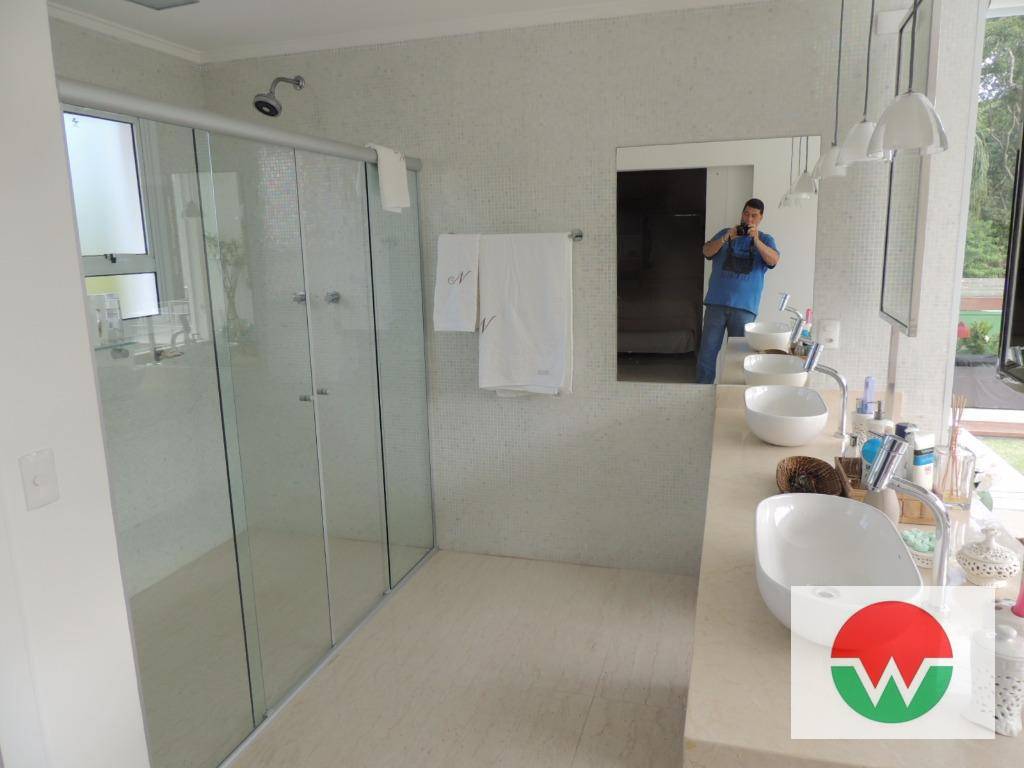 Casa de Condomínio à venda com 6 quartos, 750m² - Foto 40