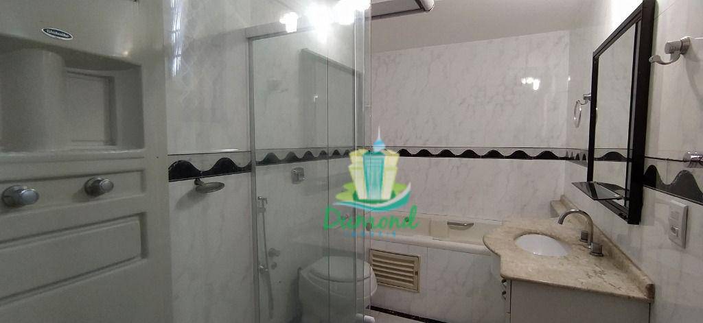 Apartamento para alugar com 4 quartos, 157m² - Foto 25
