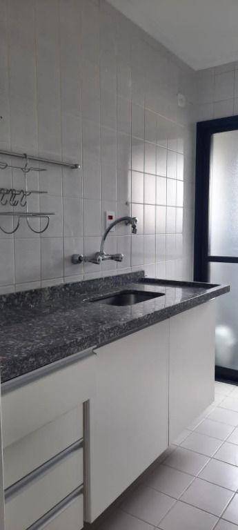 Apartamento à venda com 2 quartos, 51m² - Foto 4