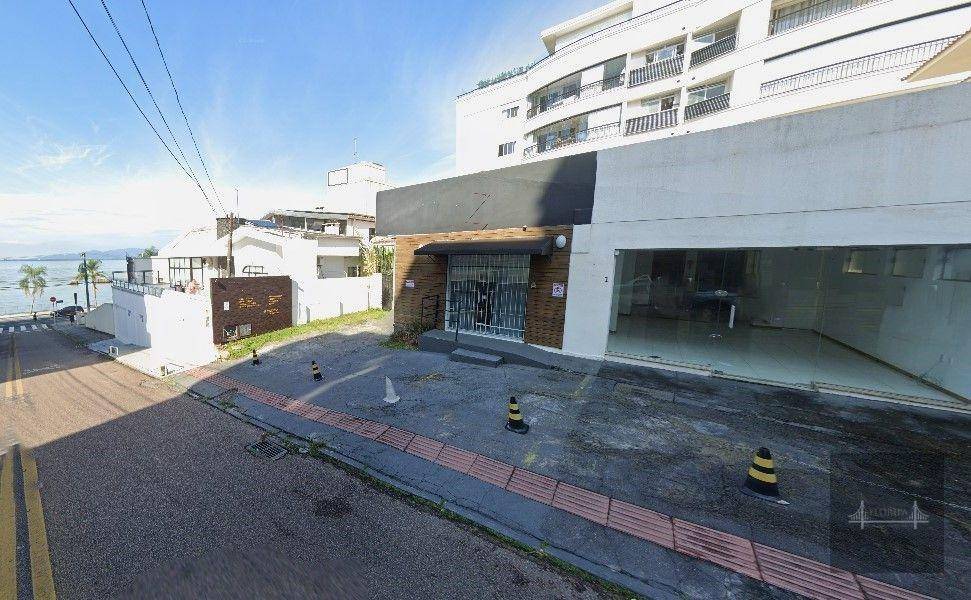 Casa, 3 quartos, 206 m² - Foto 1