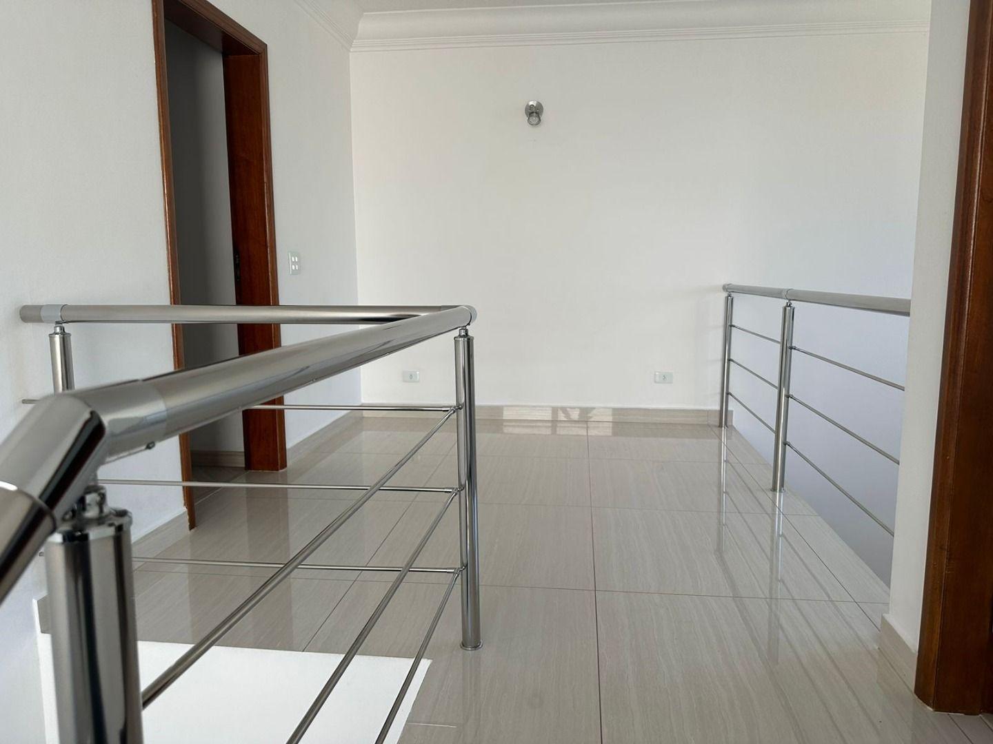 Casa para alugar com 4 quartos, 460m² - Foto 13