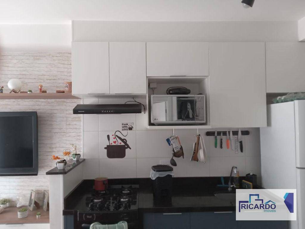 Apartamento à venda com 1 quarto, 28m² - Foto 11