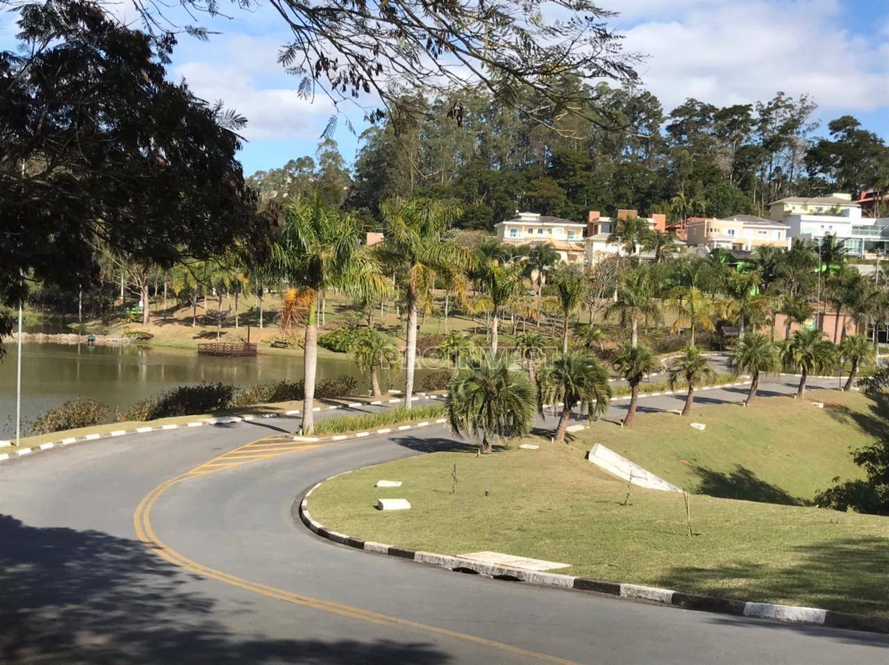 Casa de Condomínio à venda com 4 quartos, 300m² - Foto 51