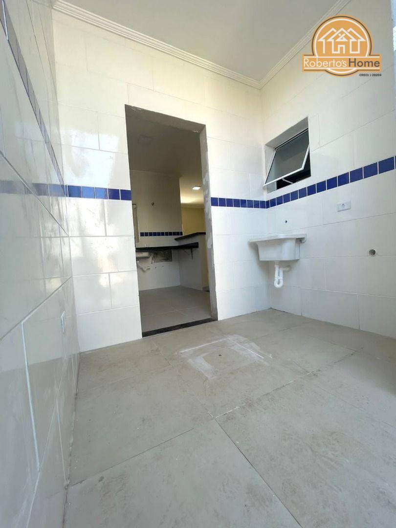 Casa à venda com 2 quartos, 68m² - Foto 5