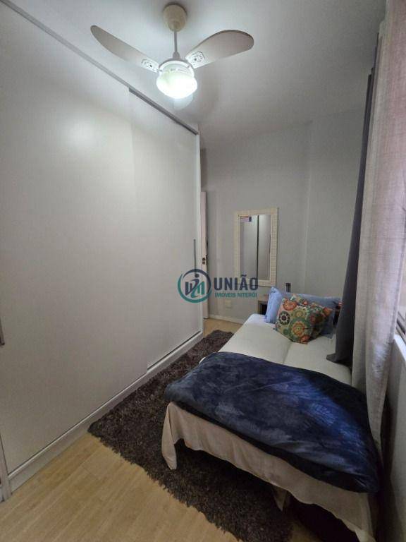 Apartamento à venda com 2 quartos, 64m² - Foto 9