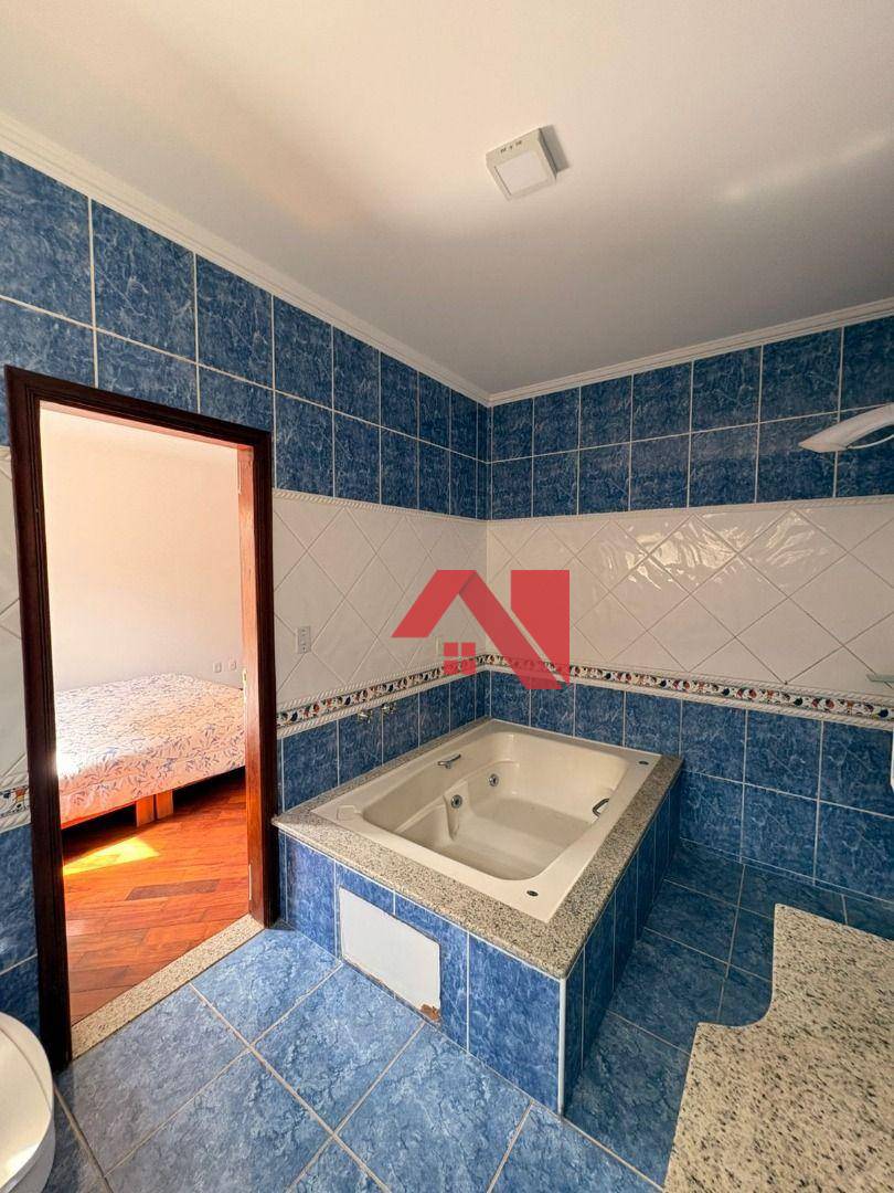 Casa, 3 quartos, 174 m² - Foto 1