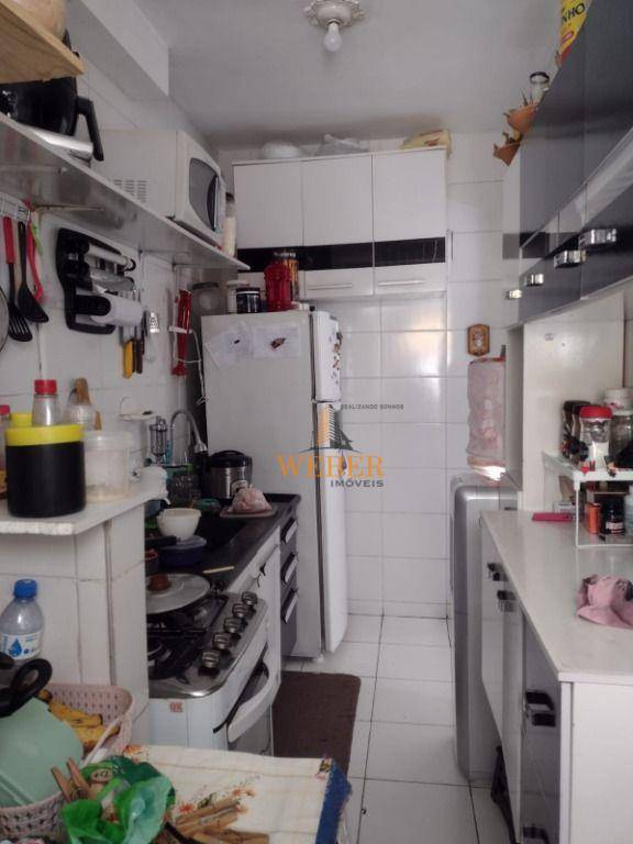 Apartamento à venda com 2 quartos, 45m² - Foto 9