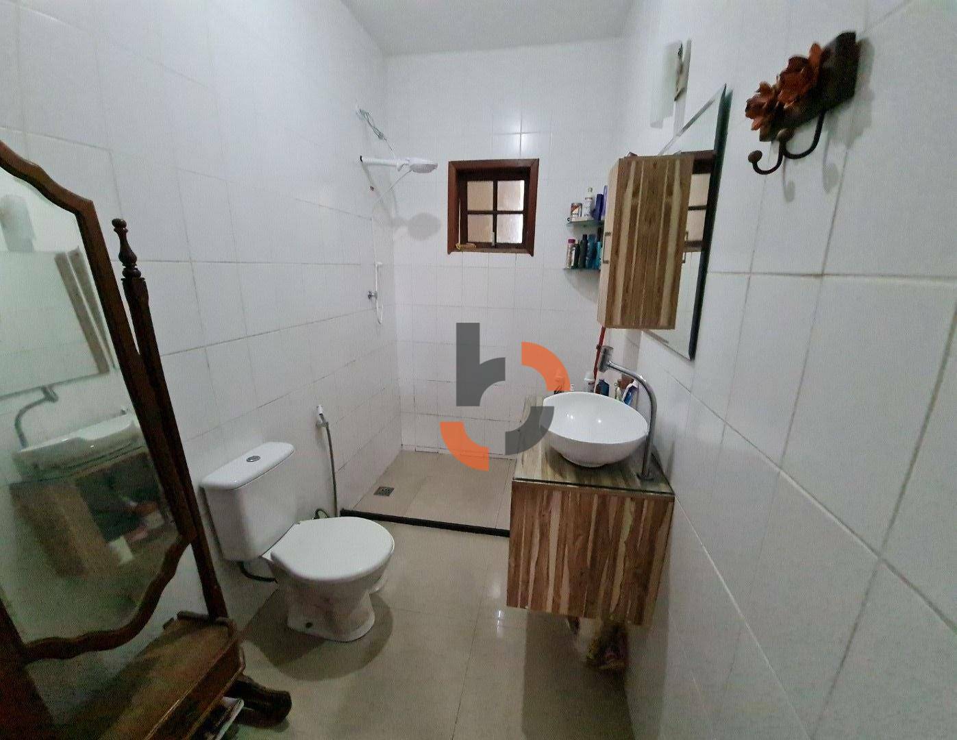 Casa à venda com 3 quartos, 241m² - Foto 15