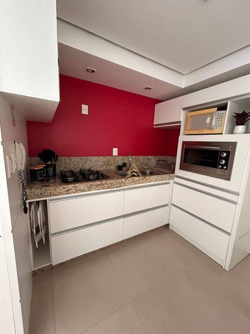 Apartamento à venda com 3 quartos, 140m² - Foto 8