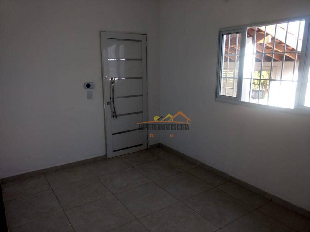 Casa à venda com 2 quartos, 132m² - Foto 4