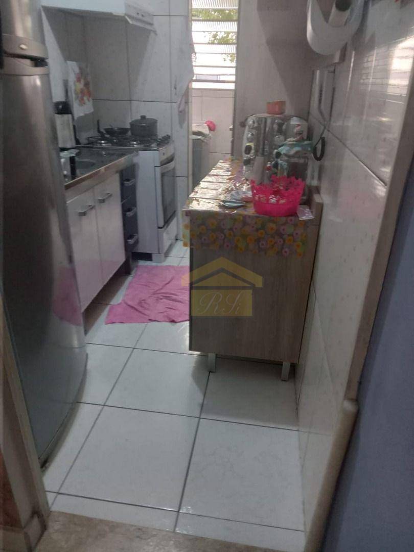 Apartamento à venda com 2 quartos, 47m² - Foto 3