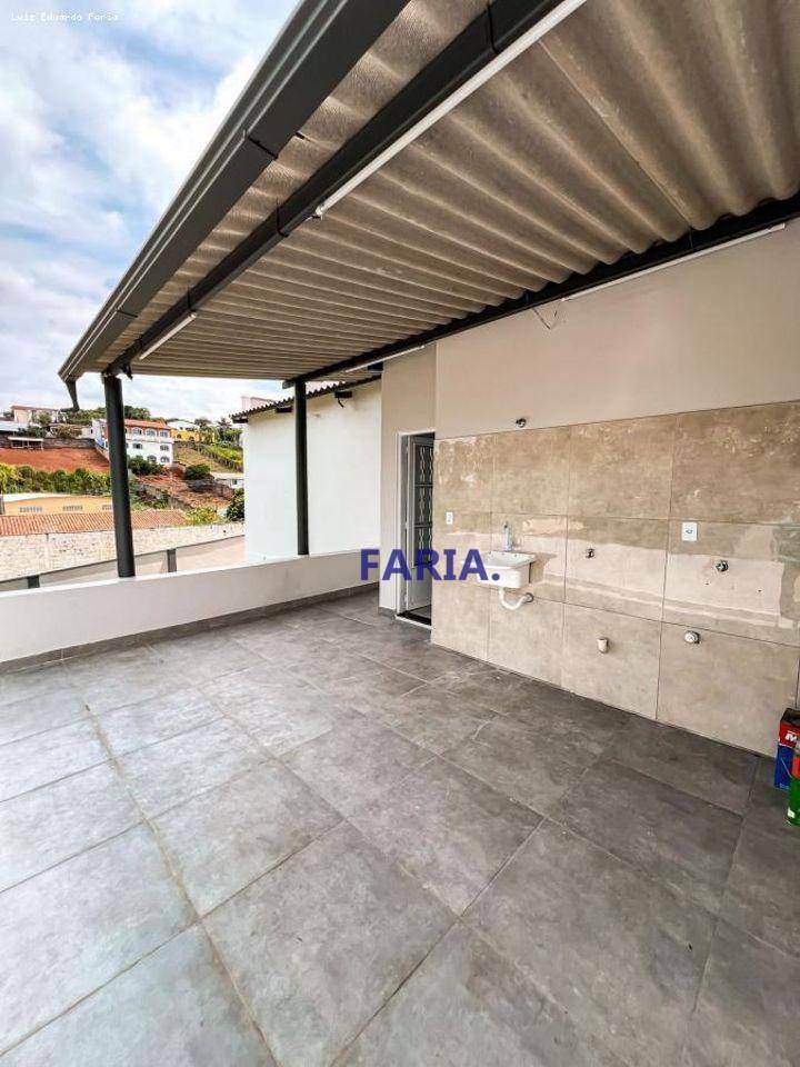 Casa à venda com 2 quartos, 120m² - Foto 11