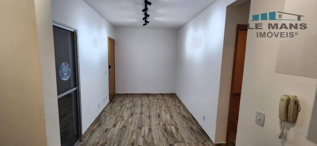 Apartamento à venda com 2 quartos, 46m² - Foto 1