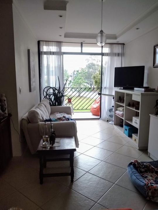 Apartamento à venda com 3 quartos, 80m² - Foto 1