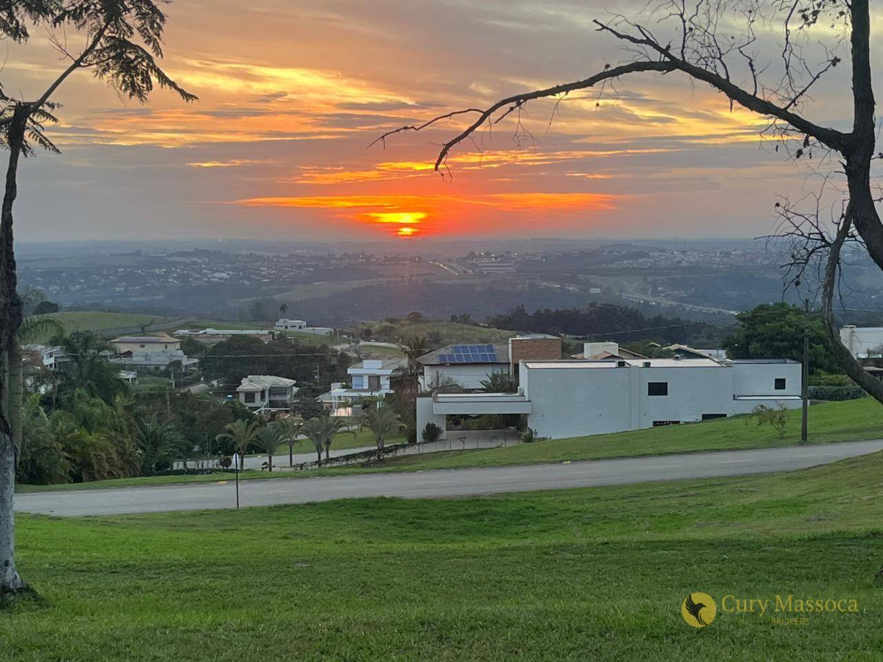 Loteamento e Condomínio, 2000 m² - Foto 1