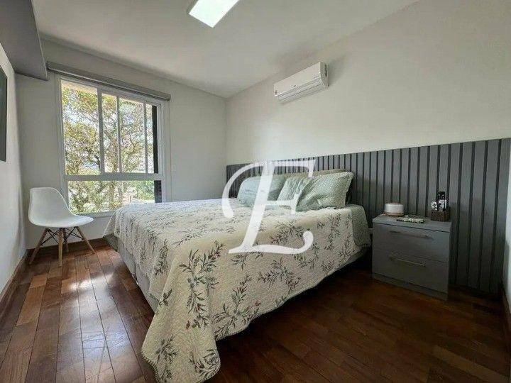 Casa de Condomínio à venda com 3 quartos, 241m² - Foto 12