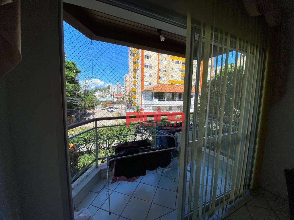 Apartamento à venda com 3 quartos, 121m² - Foto 10