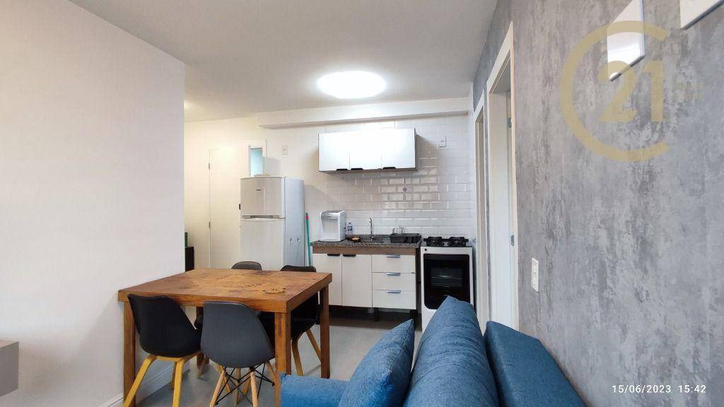 Apartamento à venda com 2 quartos, 36m² - Foto 10